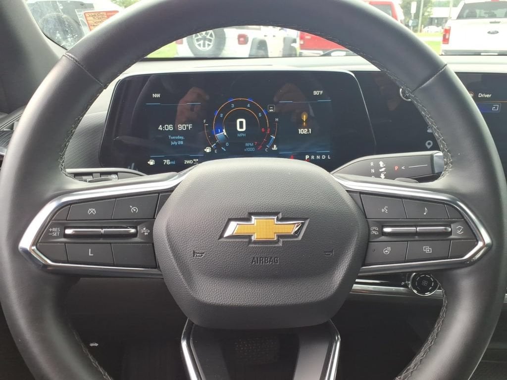 2025 Chevrolet Equinox LT - Photo 25