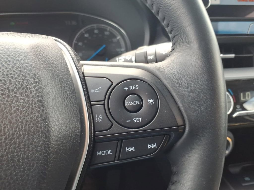 2023 Toyota Venza LE - Photo 27