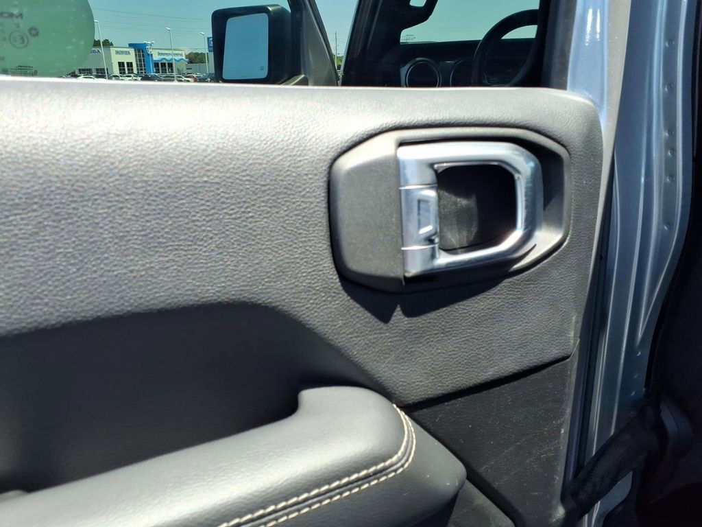 2020 Jeep Wrangler Unlimited Sahara - Photo 8