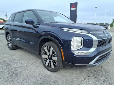 2025 Mitsubishi Outlander SE SUV