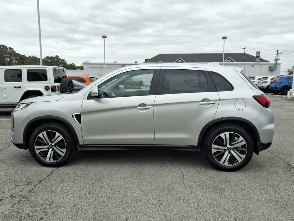 2026 Mitsubishi Outlander Sport SE - Photo 3
