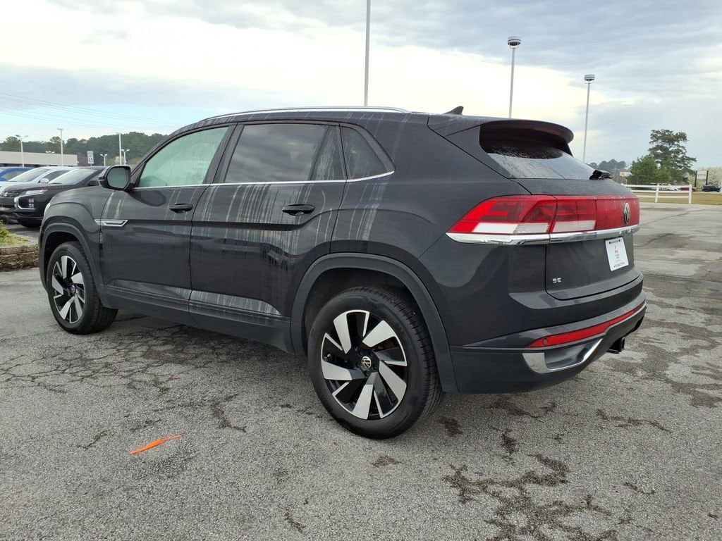 Used 2025 Volkswagen Atlas Cross Sport 2.0T SE w/Technology SUV