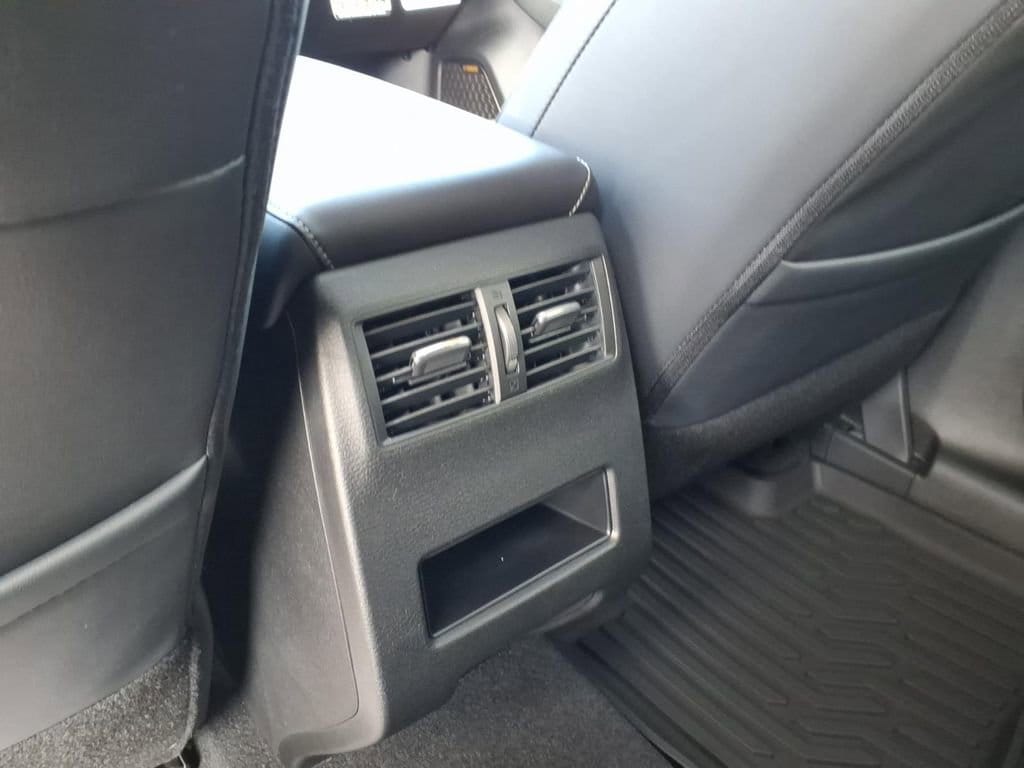 2026 Mitsubishi Outlander SE - Photo 8