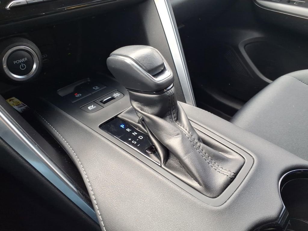 2023 Toyota Venza LE - Photo 20