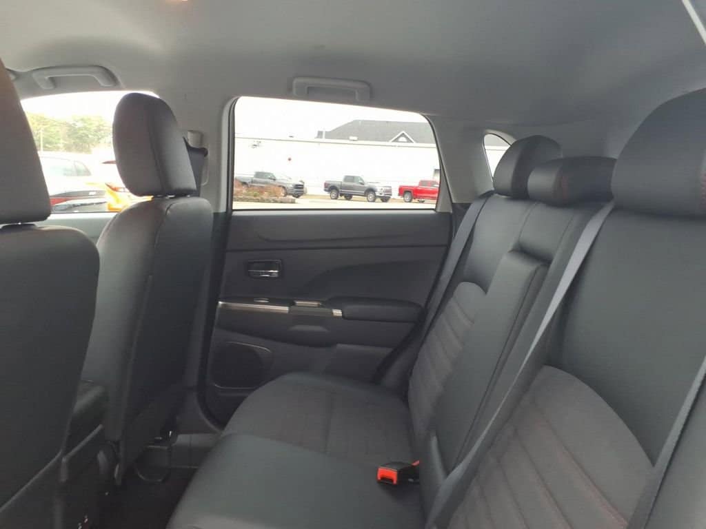 2026 Mitsubishi Outlander Sport SE - Photo 6