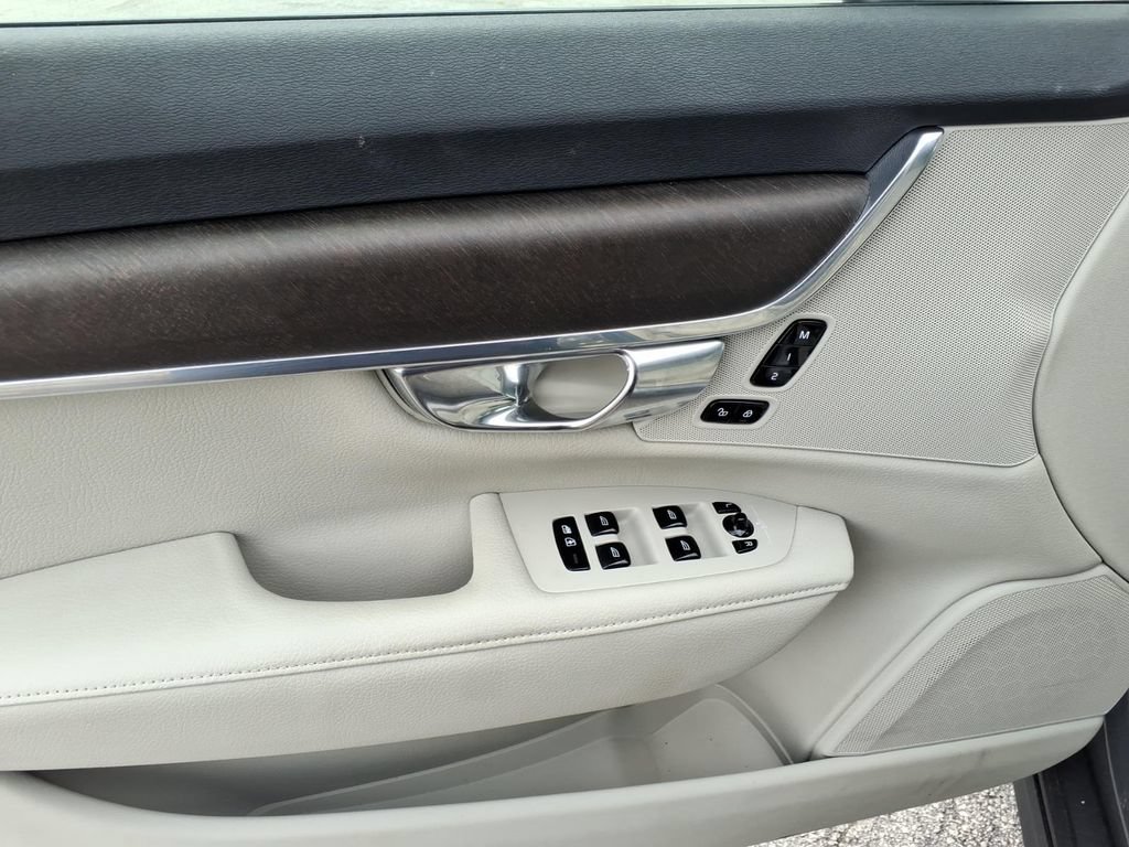 2020 Volvo V90 Cross Country Base - Photo 13
