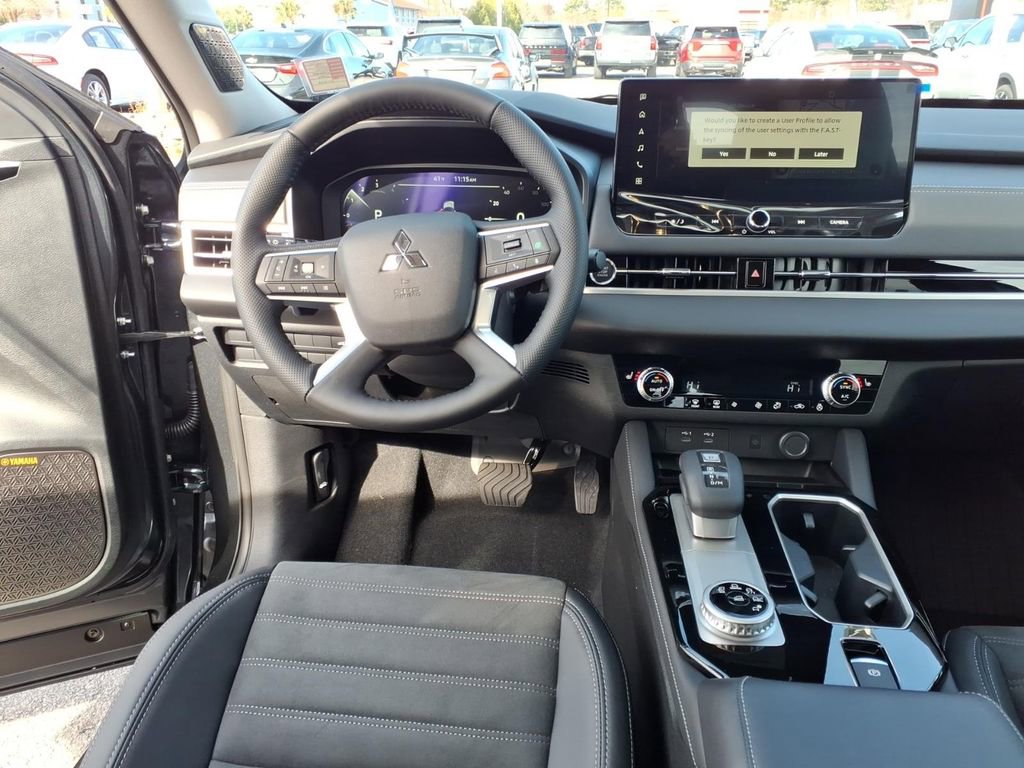 2026 Mitsubishi Outlander SE - Photo 10