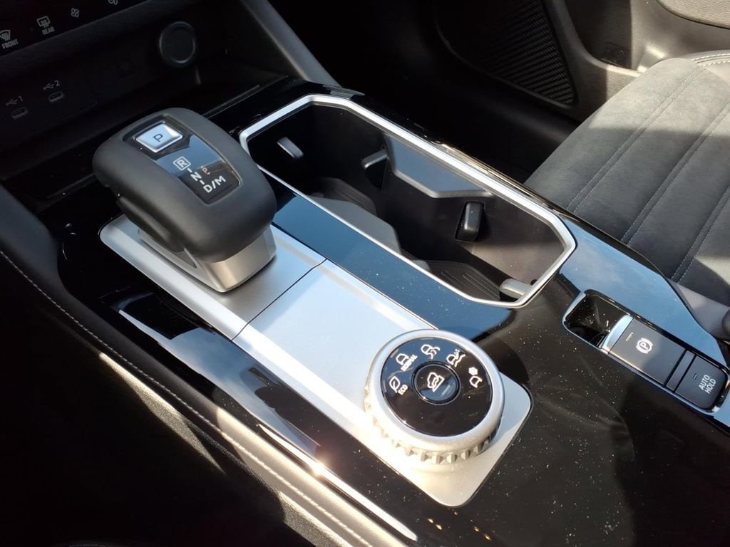 2026 Mitsubishi Outlander SE - Photo 14