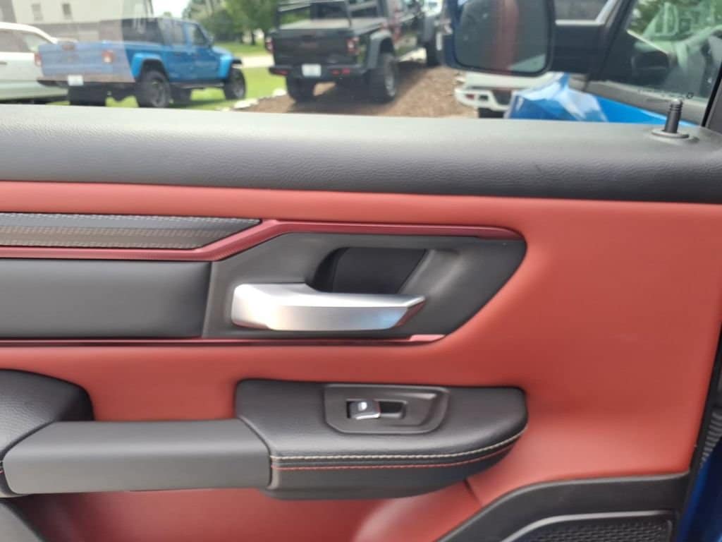 2025 RAM Ram 1500 Pickup Rebel - Photo 8