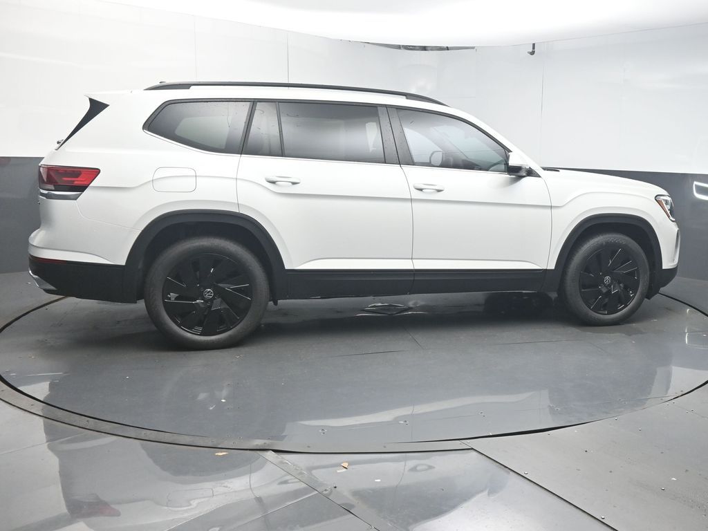2026 Volkswagen Atlas SE w/Tech - Photo 8