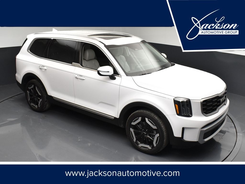 2025 Kia Telluride S FWD's photo