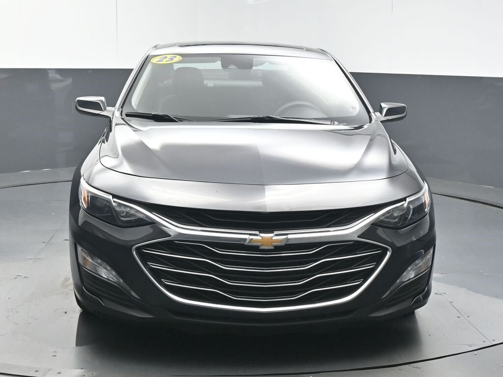 2023 Chevrolet Malibu 1LT photo 3