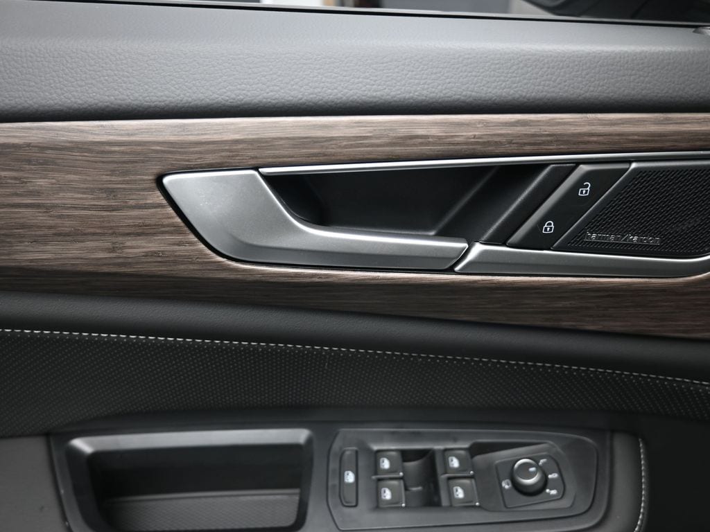 2026 Volkswagen Atlas SEL Premium R-Line - Photo 20