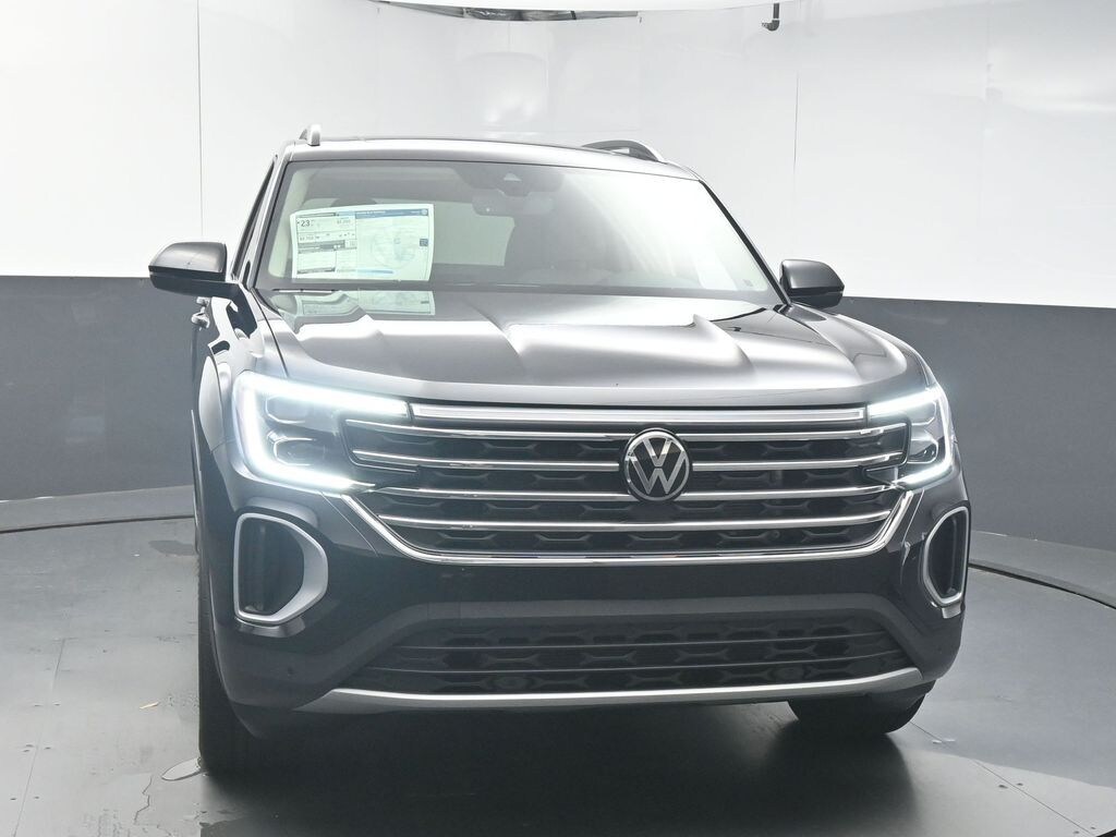 New 2026 Volkswagen Atlas 2.0T SE w/Technology SUV