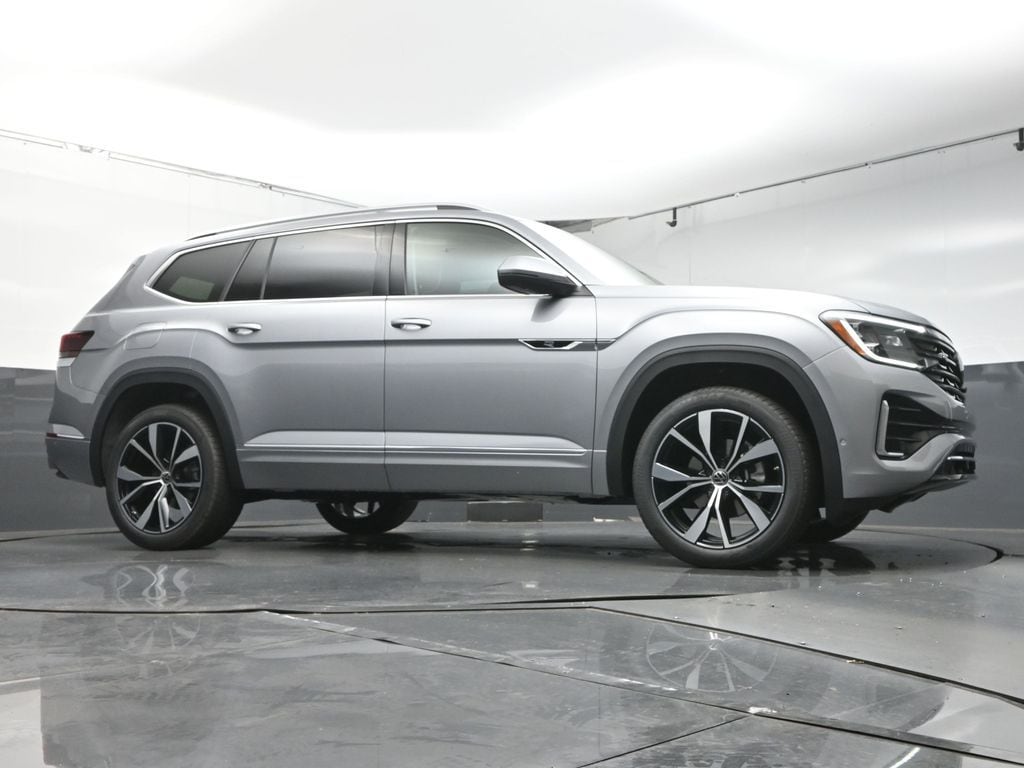 2026 Volkswagen Atlas SEL Premium R-Line - Photo 33
