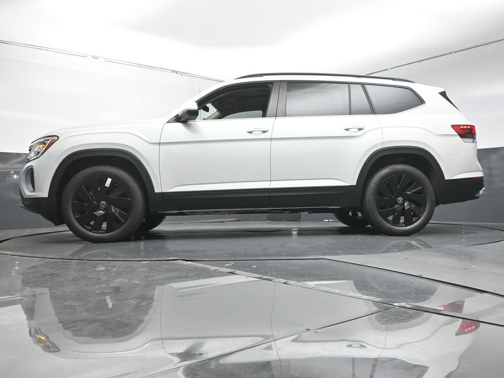 2026 Volkswagen Atlas SE w/Tech - Photo 34