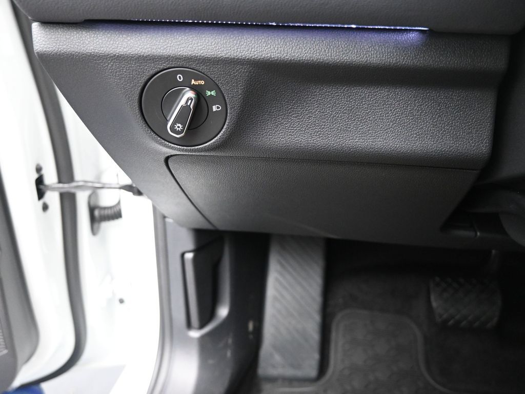 2026 Volkswagen Jetta SEL - Photo 17