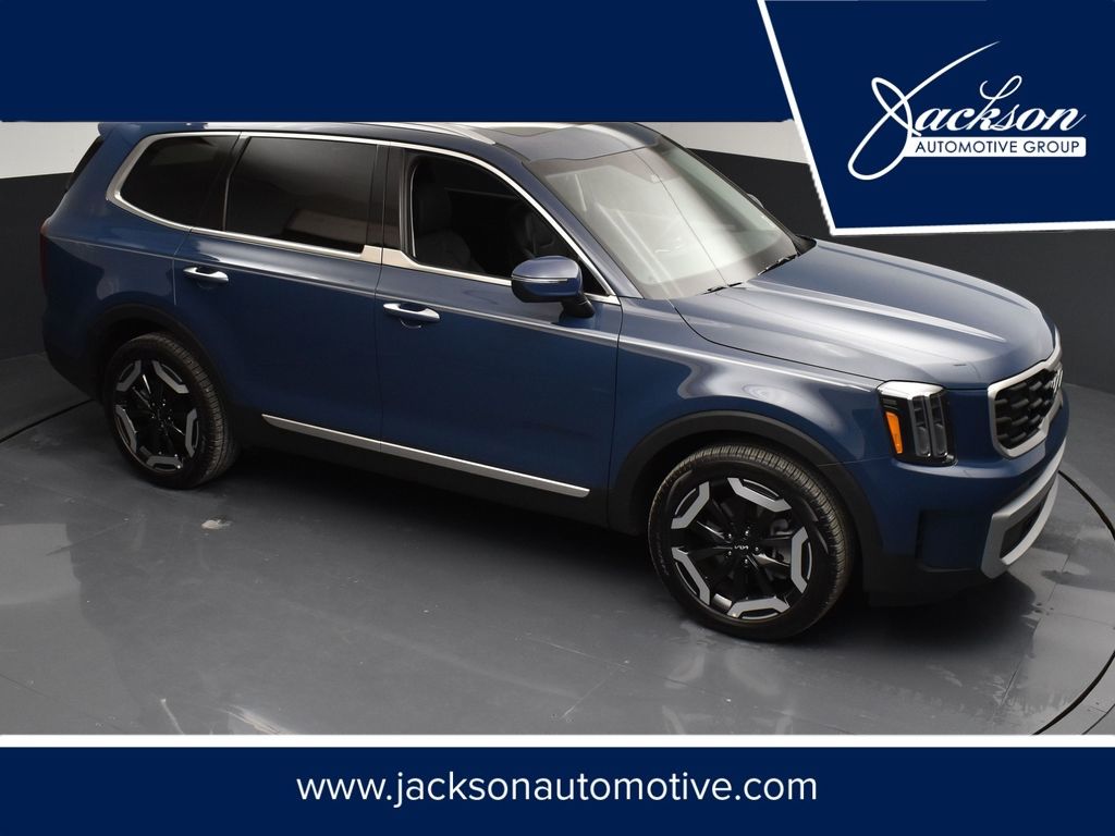 2025 Kia Telluride S AWD's photo