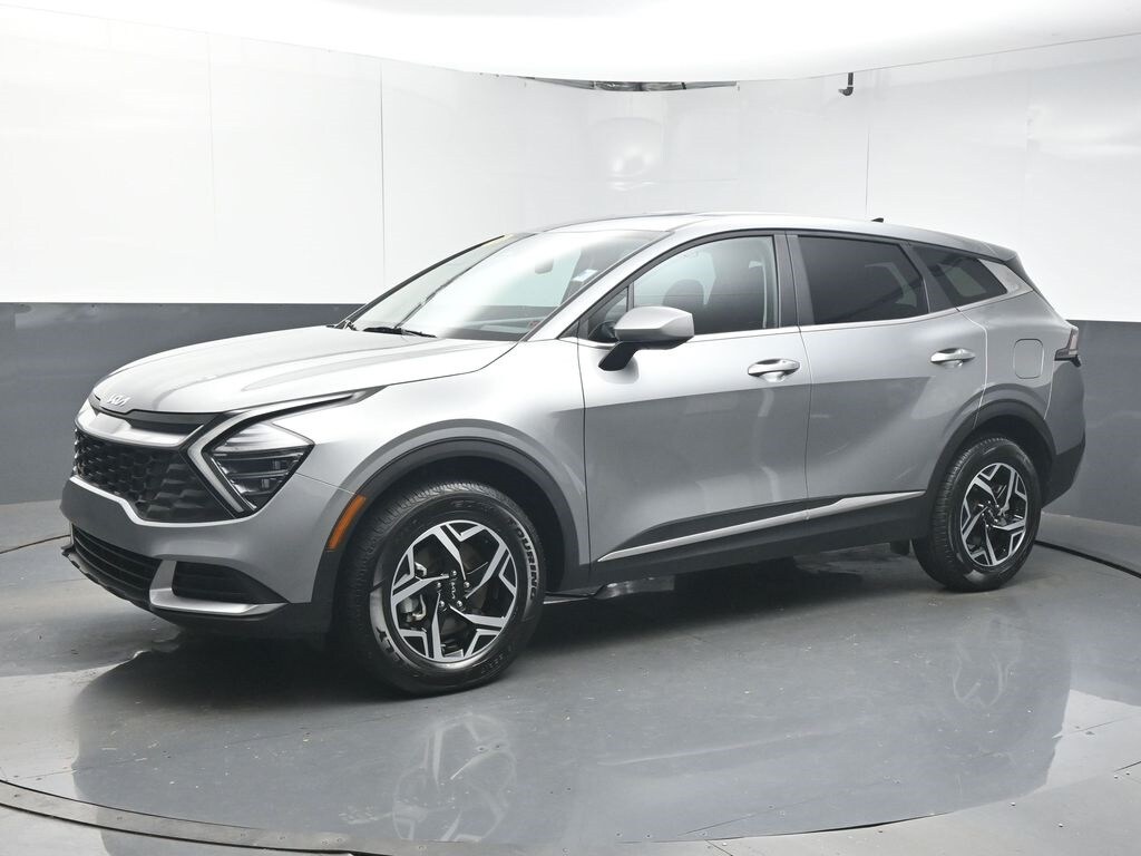 2024 Kia Sportage LX photo 4