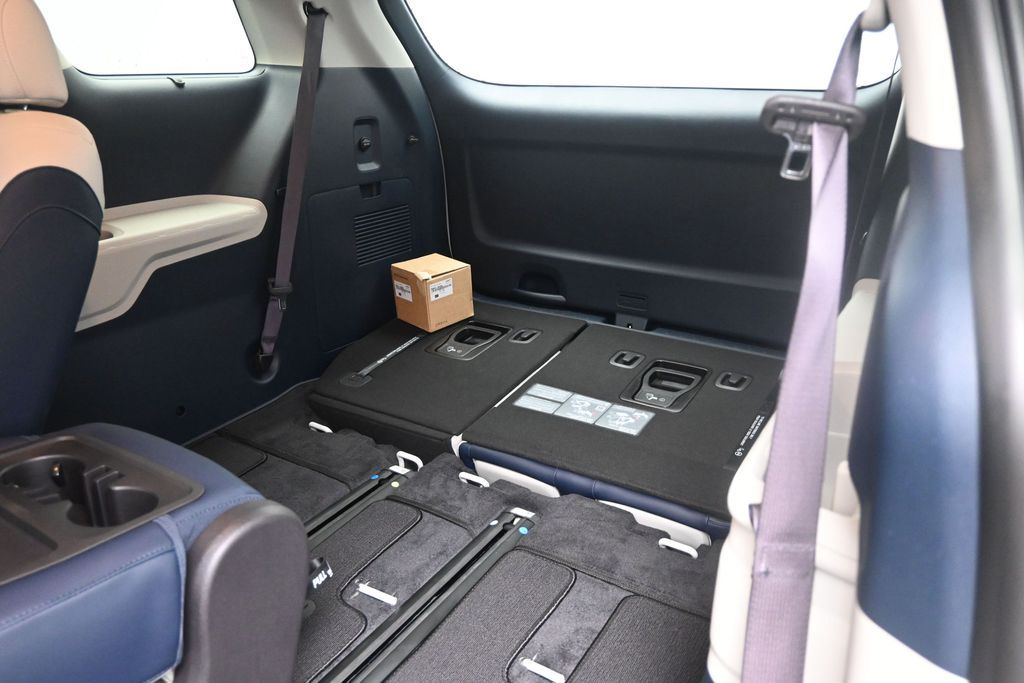 2026 Kia Carnival EX - Photo 27