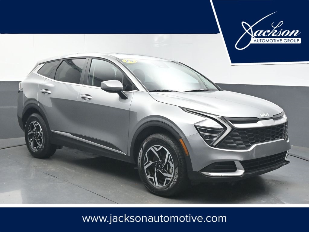 2024 Kia Sportage LX's photo