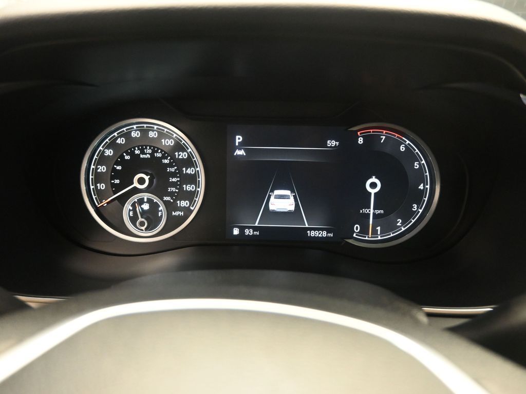 2023 GENESIS G70 Standard - Photo 10