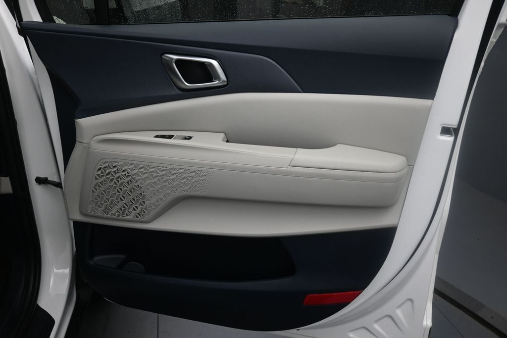 2026 Kia Carnival EX - Photo 31