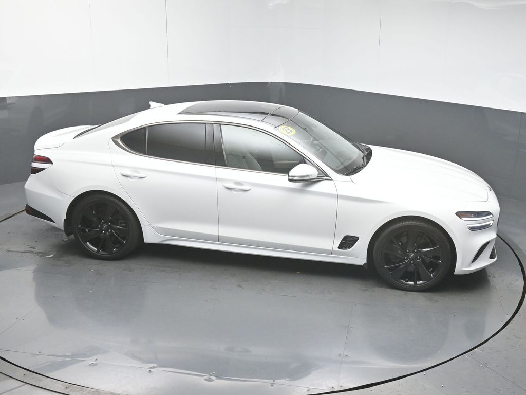 2023 GENESIS G70 Standard - Photo 47