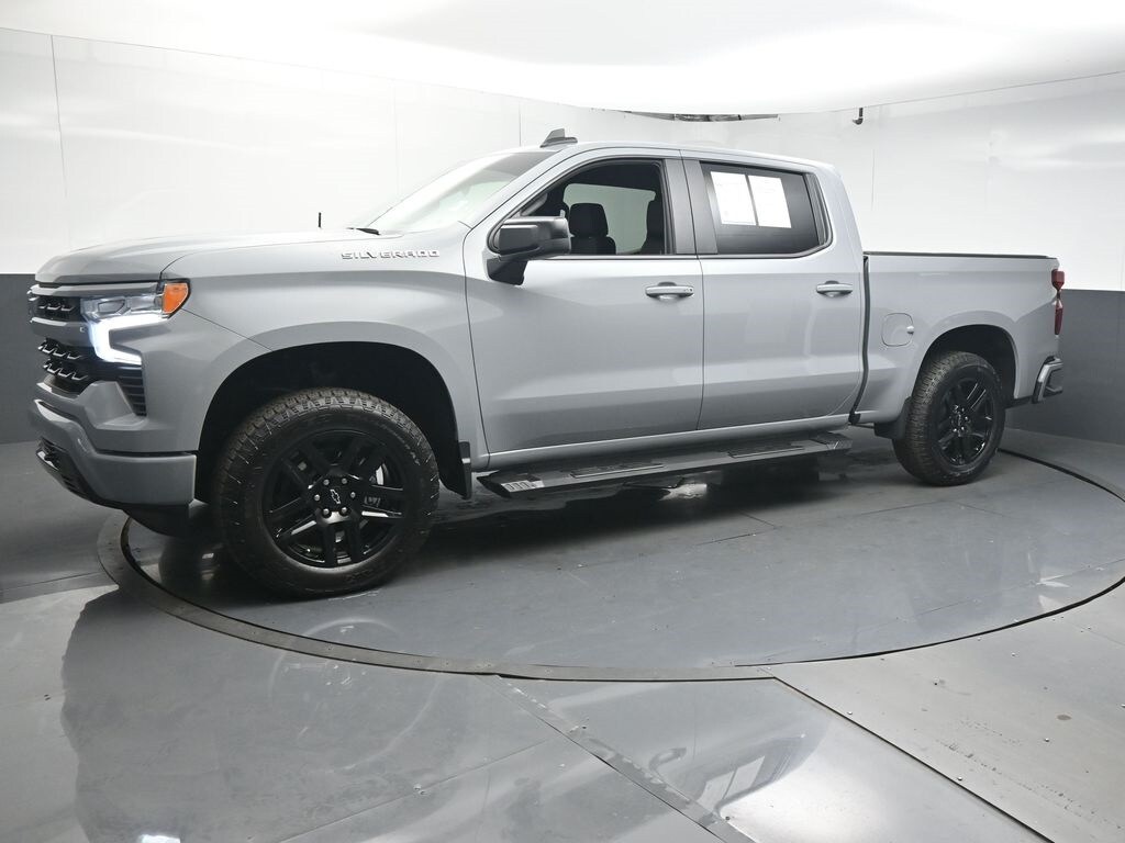 2025 Chevrolet Silverado 1500 RST photo 4