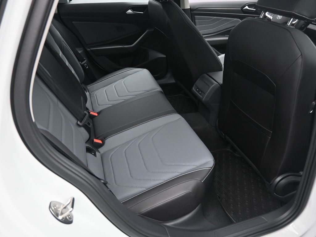 2026 Volkswagen Jetta SEL - Photo 27