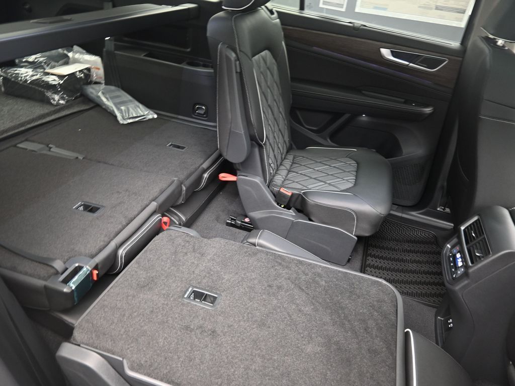 2026 Volkswagen Atlas SEL Premium R-Line - Photo 28