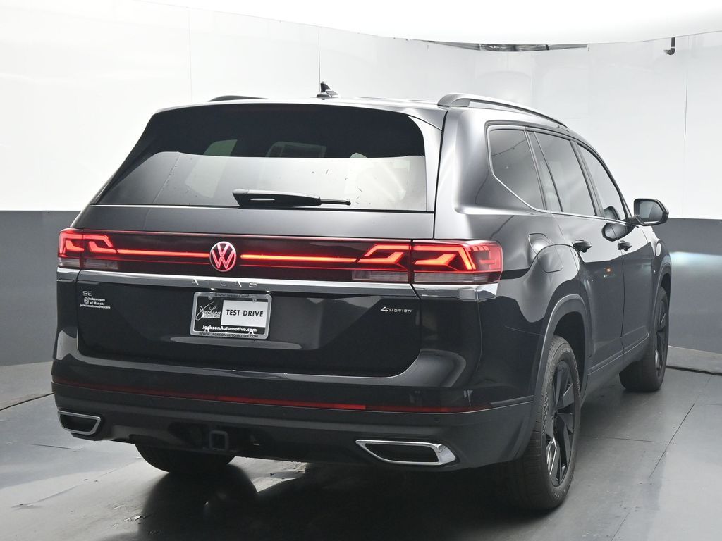 2026 Volkswagen Atlas SE w/Tech - Photo 7