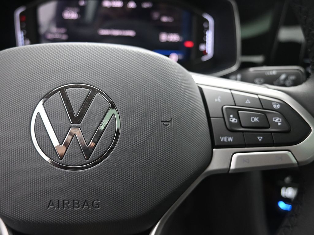 2026 Volkswagen Jetta SEL - Photo 15