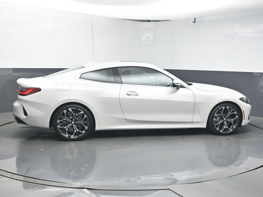 2026 BMW 4 Series 430i - Photo 8