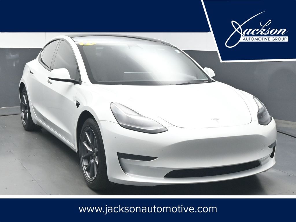2023 Tesla Model 3 Long Range's photo