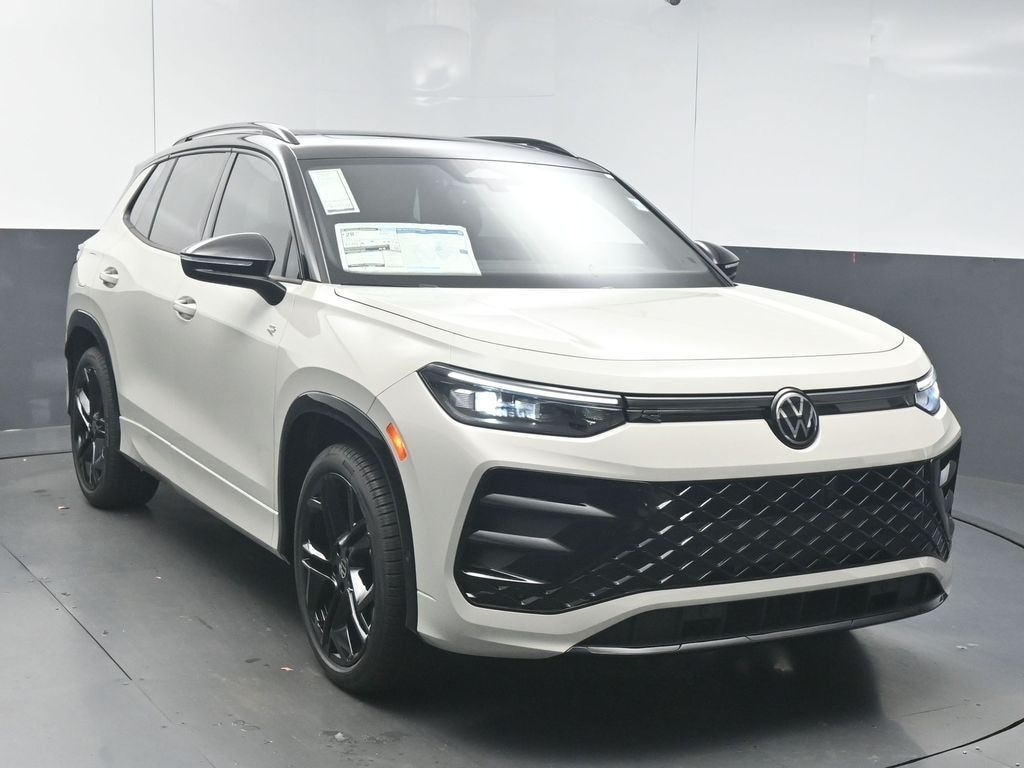 New 2026 Volkswagen Tiguan 2.0T SE R-Line Black SUV