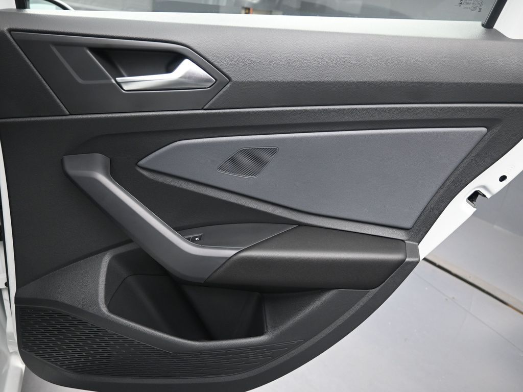 2026 Volkswagen Jetta SEL - Photo 28