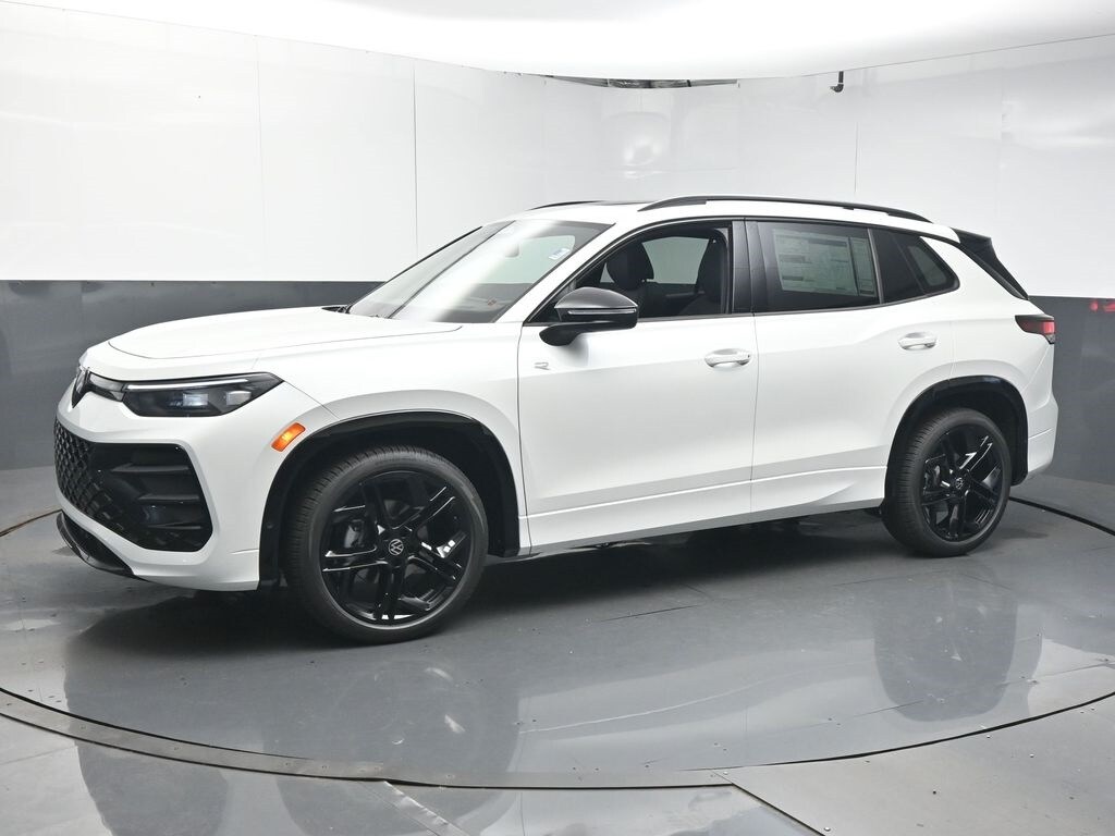 2025 Volkswagen Tiguan SE R-Line Black photo 4