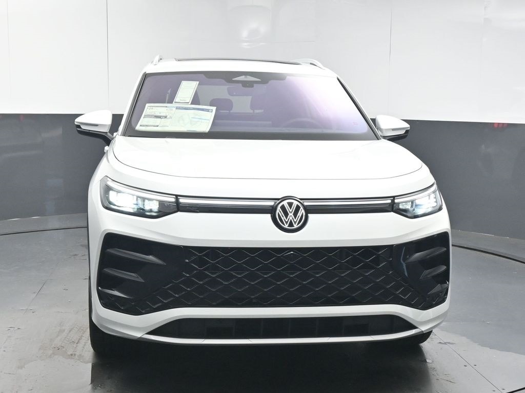 New 2026 Volkswagen Tiguan 2.0T SEL R-Line Turbo SUV
