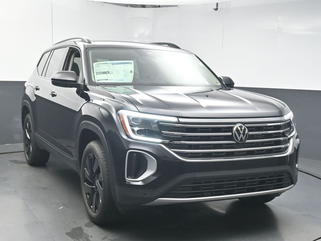 New 2026 Volkswagen Atlas 2.0T SE w/Technology SUV