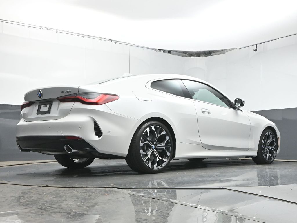 2026 BMW 4 Series 430i - Photo 36