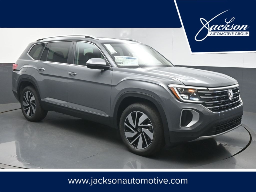 2026 Volkswagen Atlas SEL's photo