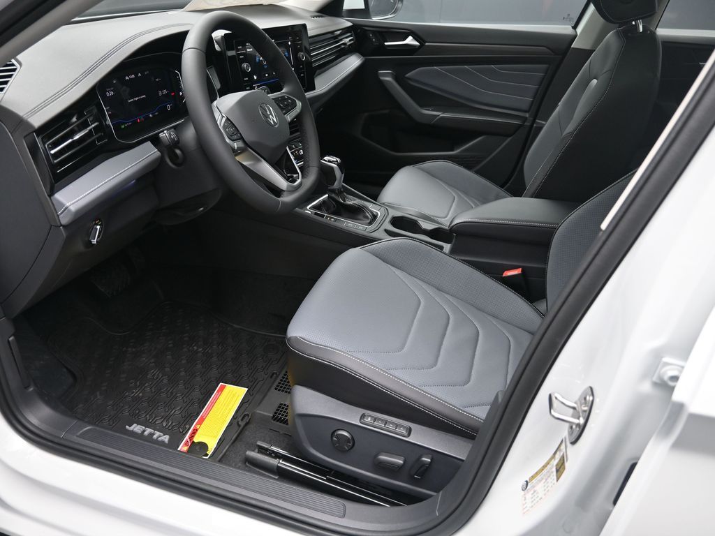 2026 Volkswagen Jetta SEL - Photo 18