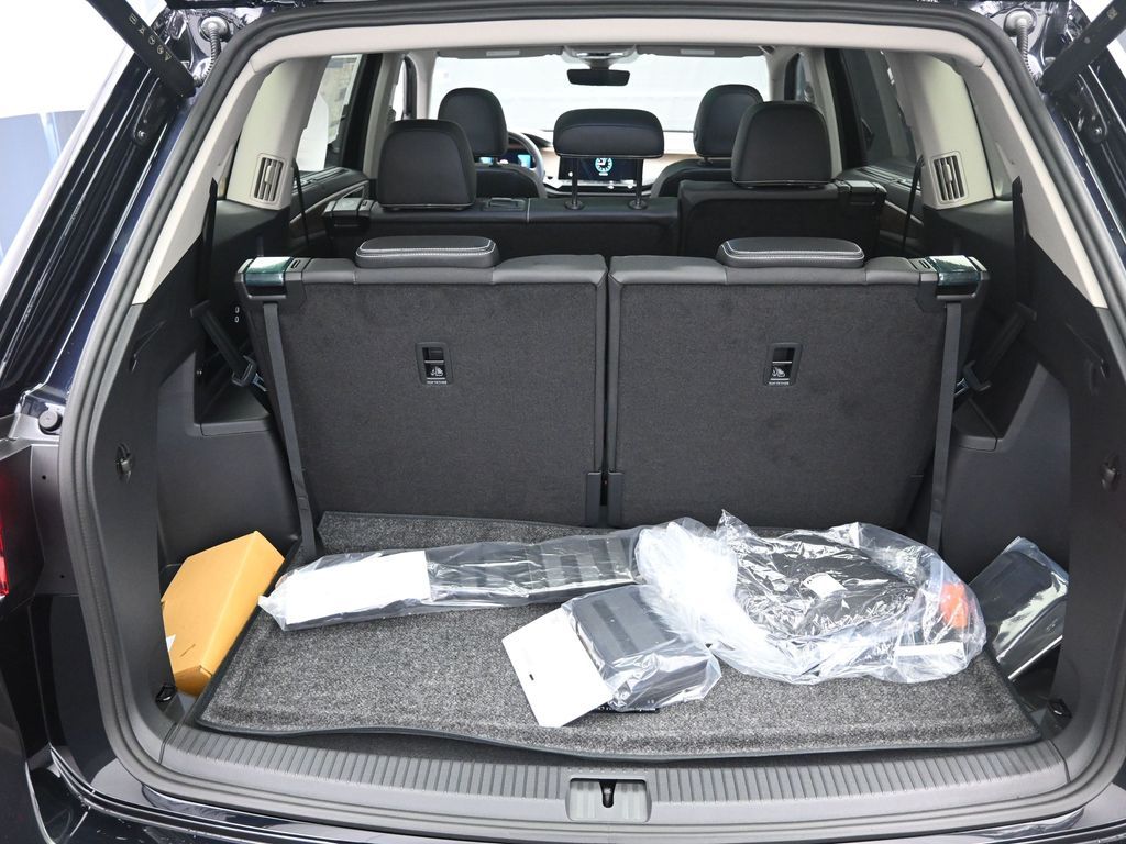 2026 Volkswagen Atlas SE w/Tech - Photo 24