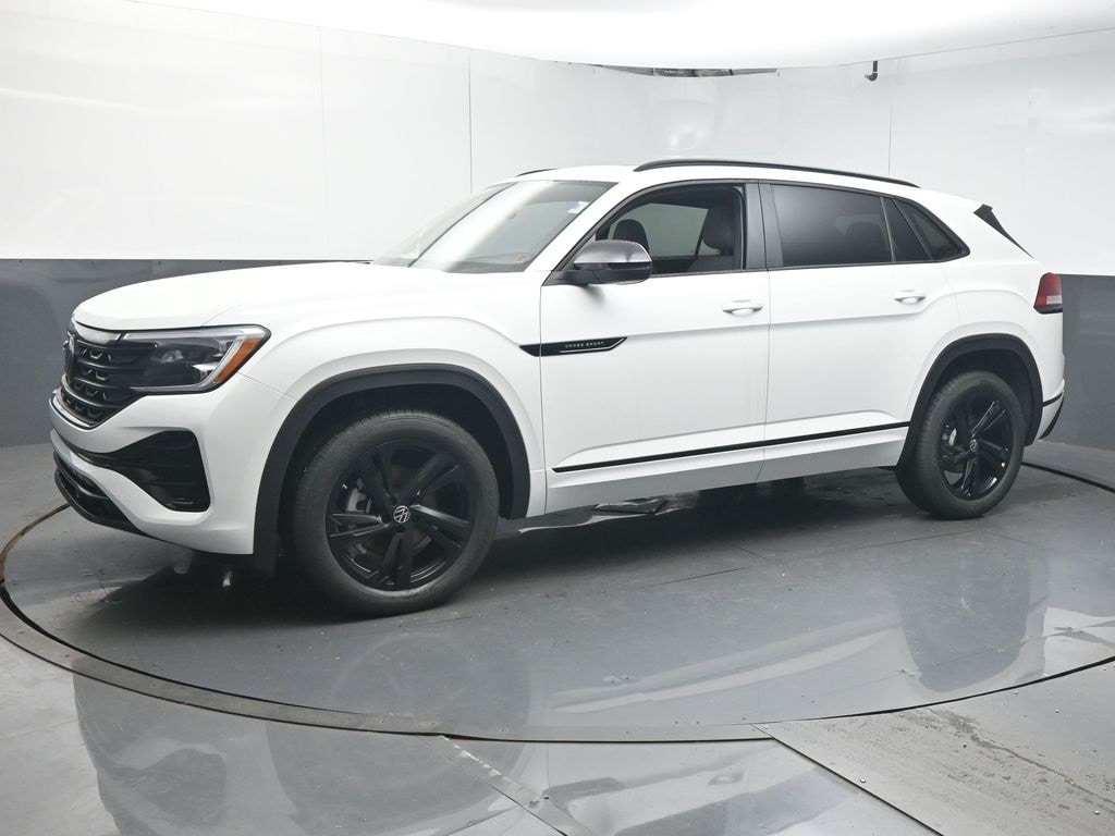 New 2026 Volkswagen Atlas Cross Sport 2.0T SEL R-Line Black SUV