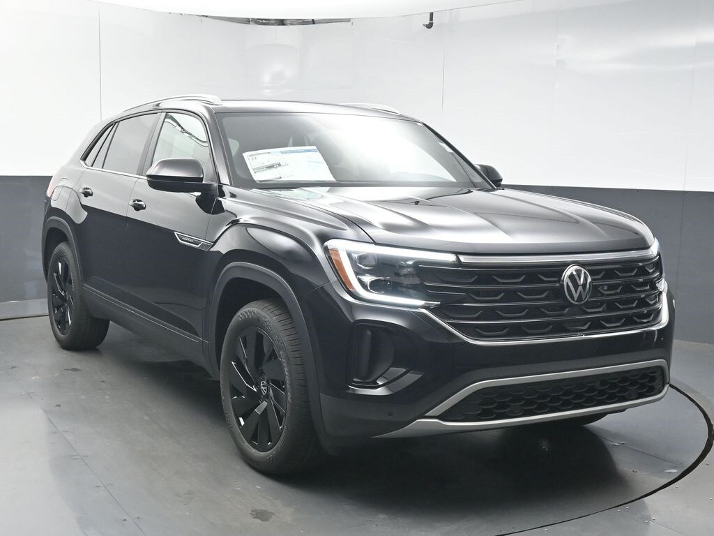 2026 Volkswagen Atlas Cross Sport SE Technology photo 2