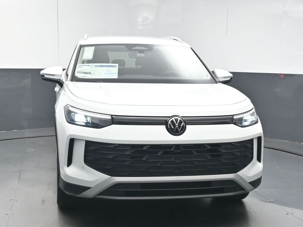 New 2026 Volkswagen Tiguan 2.0T SE SUV