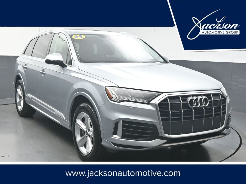 Used 2024 Audi Q7 45 Premium SUV