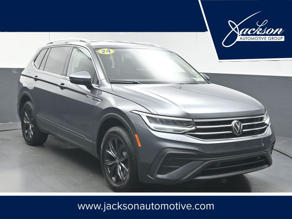 2024 Volkswagen Tiguan 2.0T SE's photo