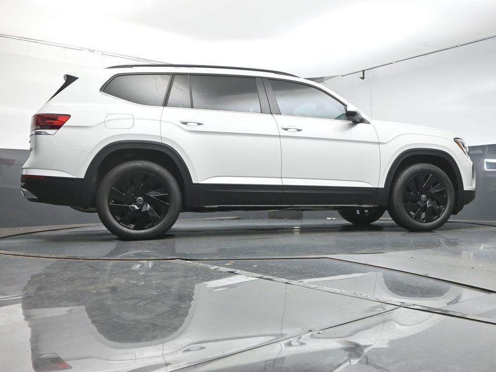 2026 Volkswagen Atlas SE w/Tech - Photo 37